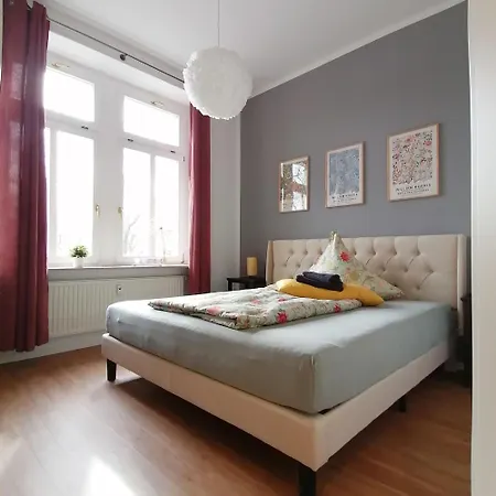 Wasserlilie In Dresden-plauen Appartement